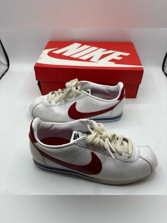 Nike White Sneakers with Red Swoosh and Blue Trim - Picture 2 of 8